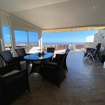 בית נופש The Feelgood House With Jacuzzi And Ocean View לאס פאלמס דה גראן קנאריה