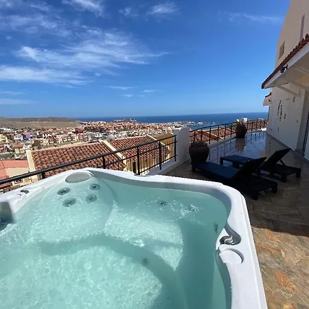 The Feelgood House With Jacuzzi And Ocean View בית נופש